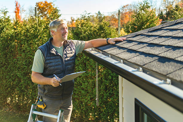Professional Roof Repair technician working in Spicer, MN